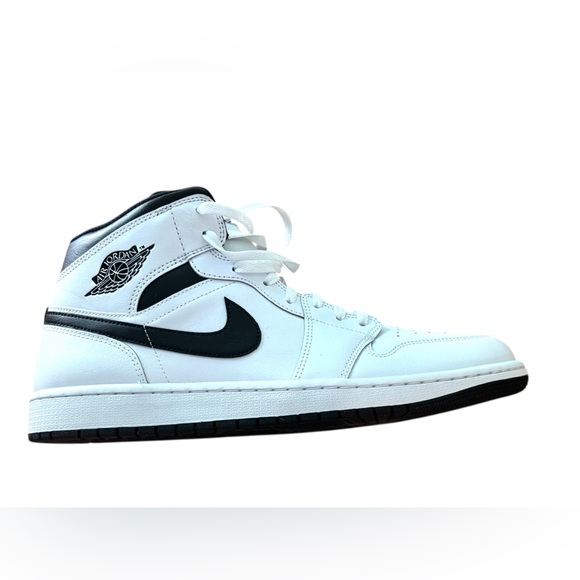 Nike Air Jordan 1 Mid \'White Black\' High Tops, new without tags, never worn main image 9